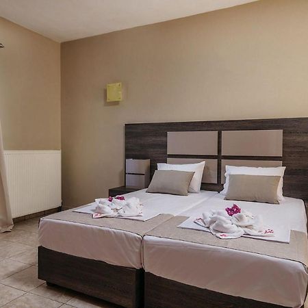 Villa Paradise ลากานาส ภายนอก รูปภาพ