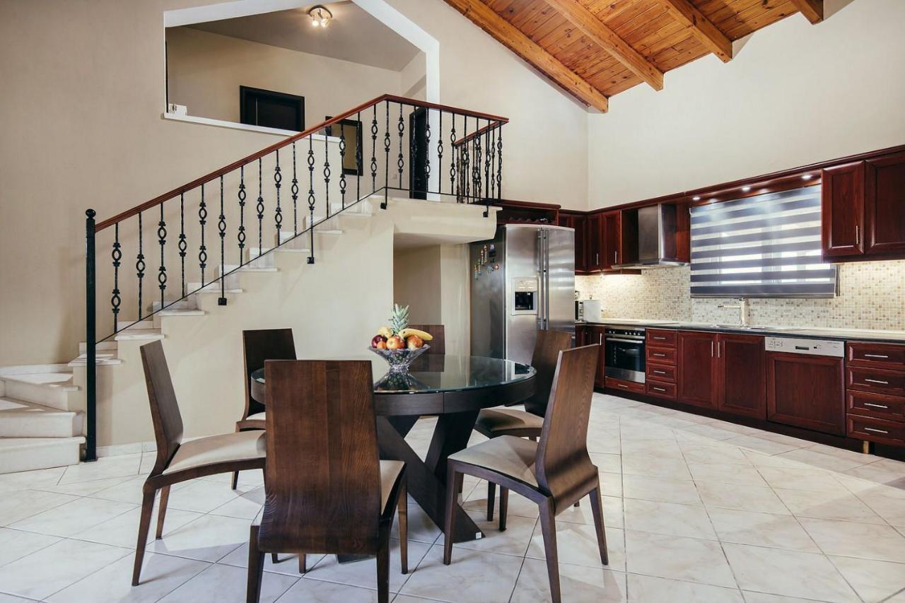 Villa Paradise ลากานาส ภายนอก รูปภาพ